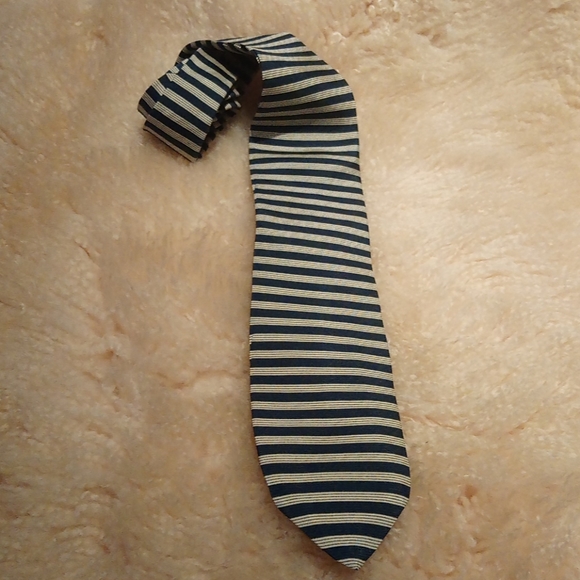 Basic Elements tie - Picture 2 of 3